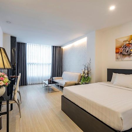 ดิ วัน พรีเมียม โฮเทล Hotel โฮจิมินห์ซิตี้ ภายนอก รูปภาพ